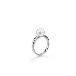 Akoya "Kelly" Ring White Gold