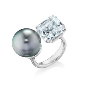 Tahitian Pearl and Goshenite Pairings ring