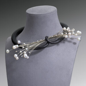 ASSAEL_NOO00013_WSS_DIAMOND_NECKLACE_FORM_SQM_r_WEB-squashed